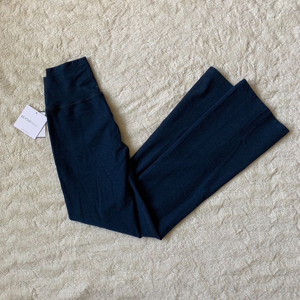 NWT BeyondYoga Spacedye Make The Cut Split Ankle Pant Nocturnal Navy Size Medium